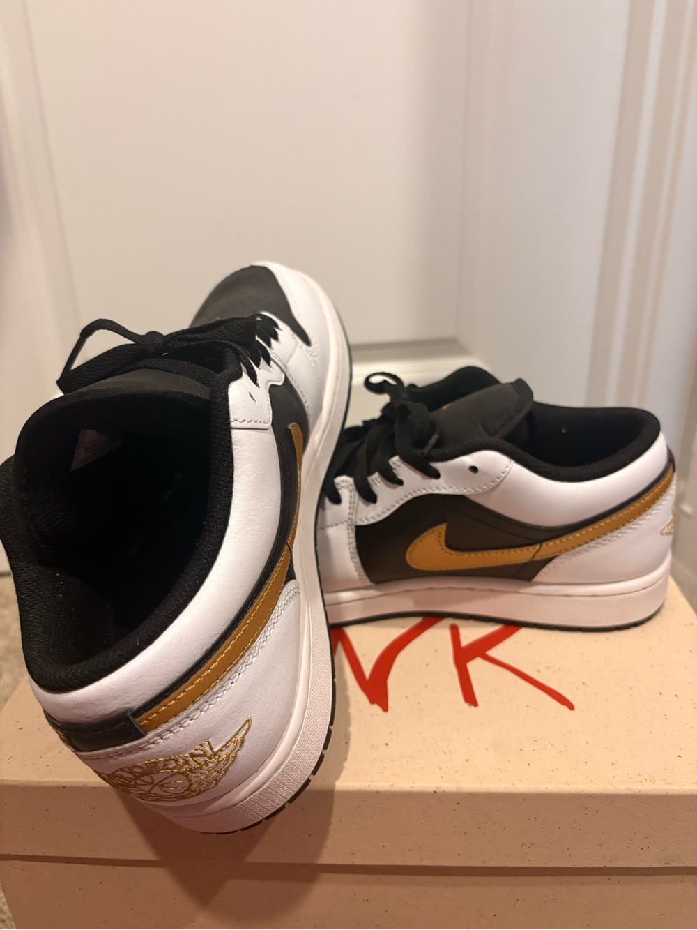 Nike Men’s Jordan 1s White, Black & Gold